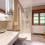 Luxury Biochalet Charles Apartament *