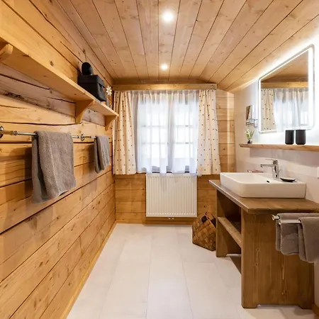 Biochalet Maerkl Bad Kleinkirchheim