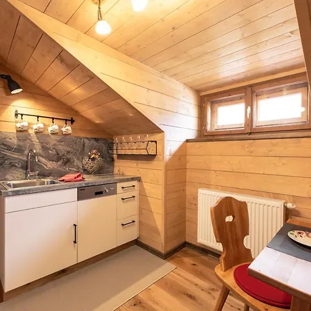 Biochalet Maerkl Apartment Bad Kleinkirchheim