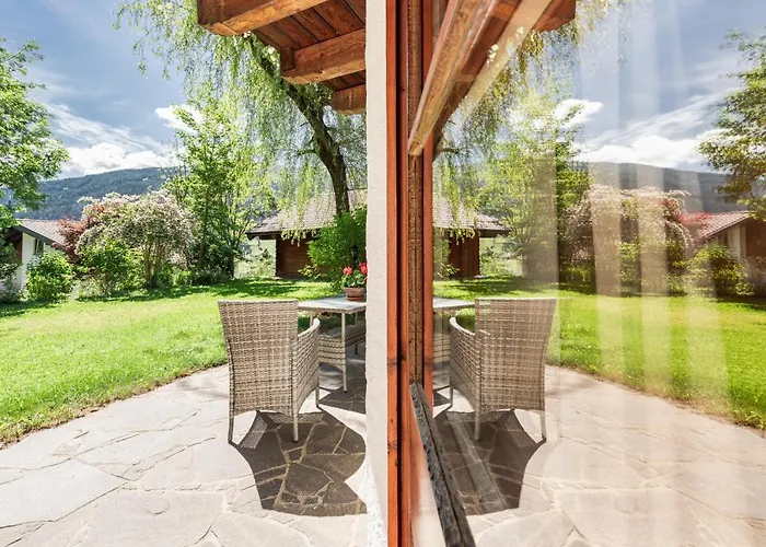 Апартаменти Luxury Biochalet Charles *