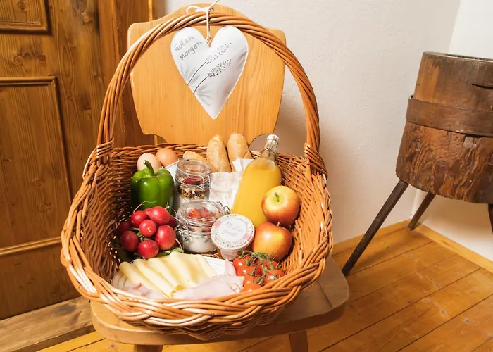 Апартаменти Luxury Biochalet Charles