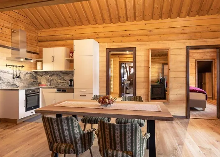 Апартаменти Luxury Biochalet Charles *