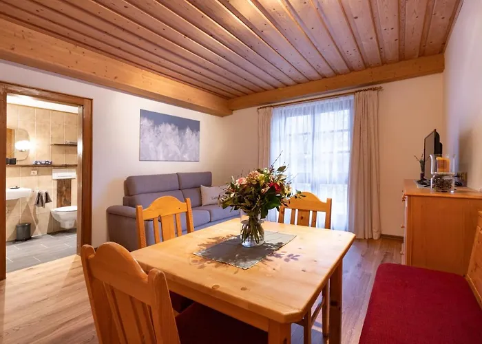 Апартаменти Luxury Biochalet Charles *